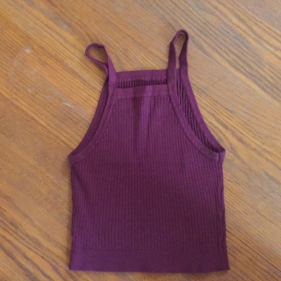 High Neck Crop Top - Picture 2 of 3